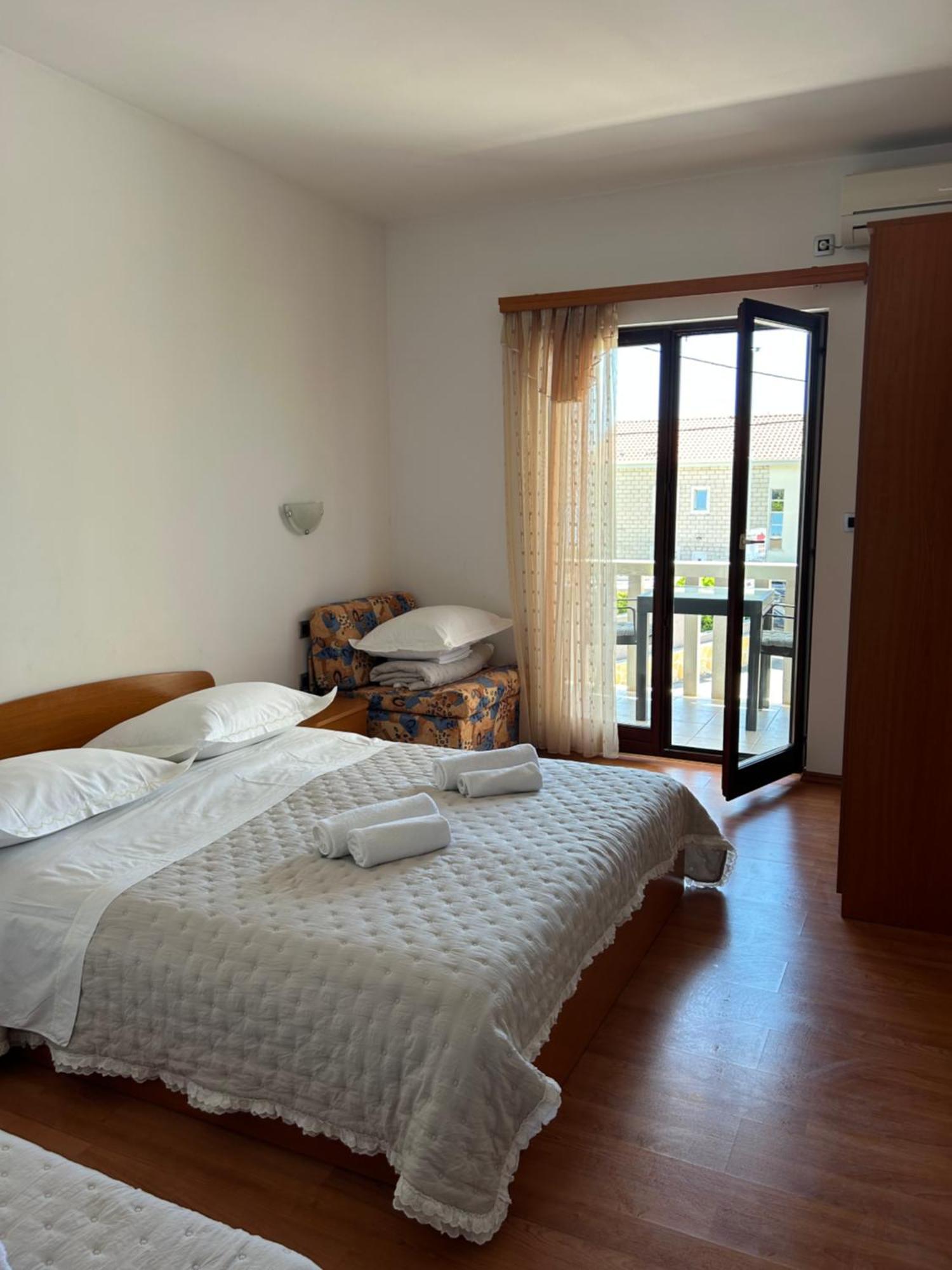 פודסטראנה Apartmani Baki מראה חיצוני תמונה