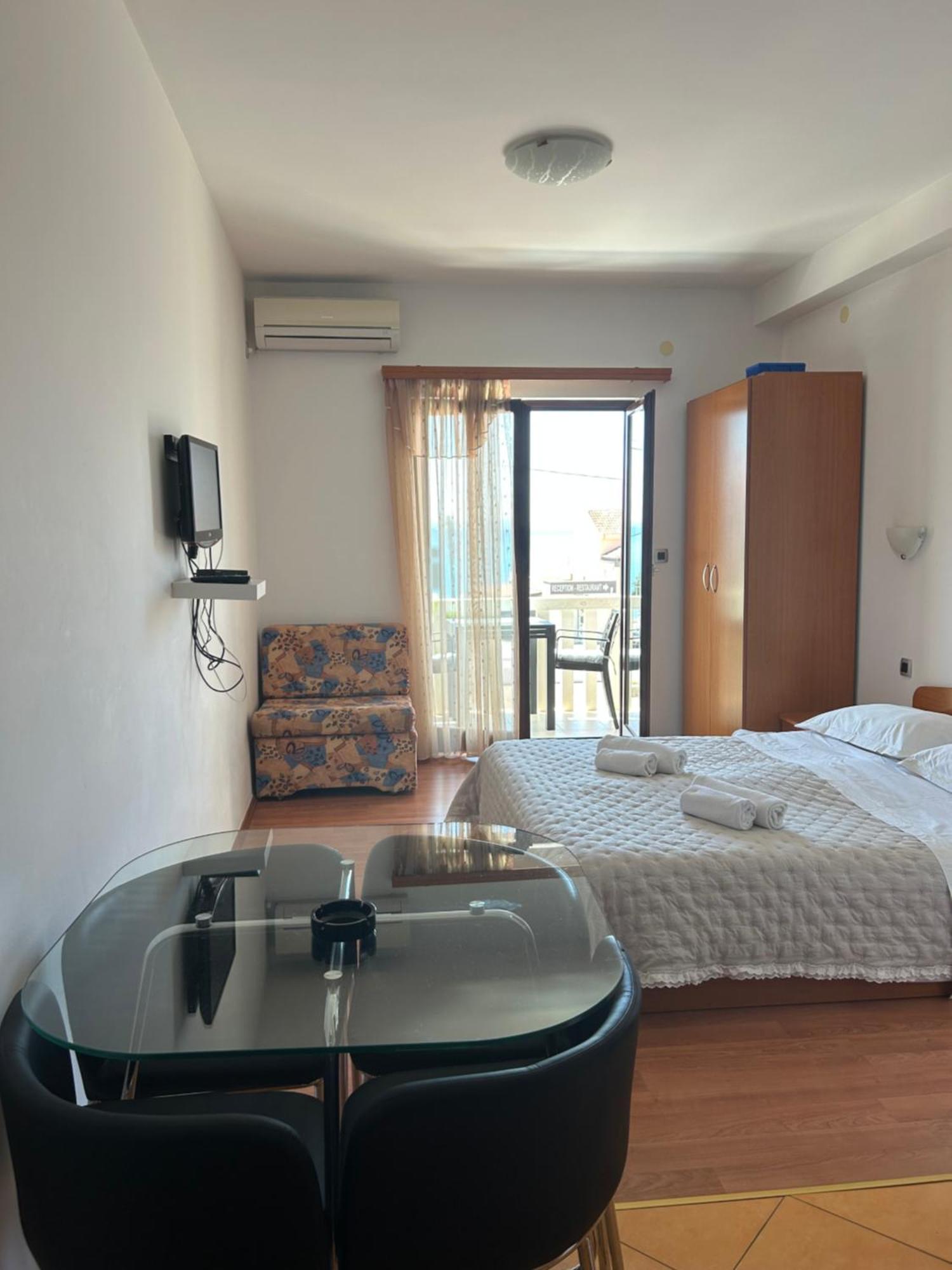 פודסטראנה Apartmani Baki מראה חיצוני תמונה
